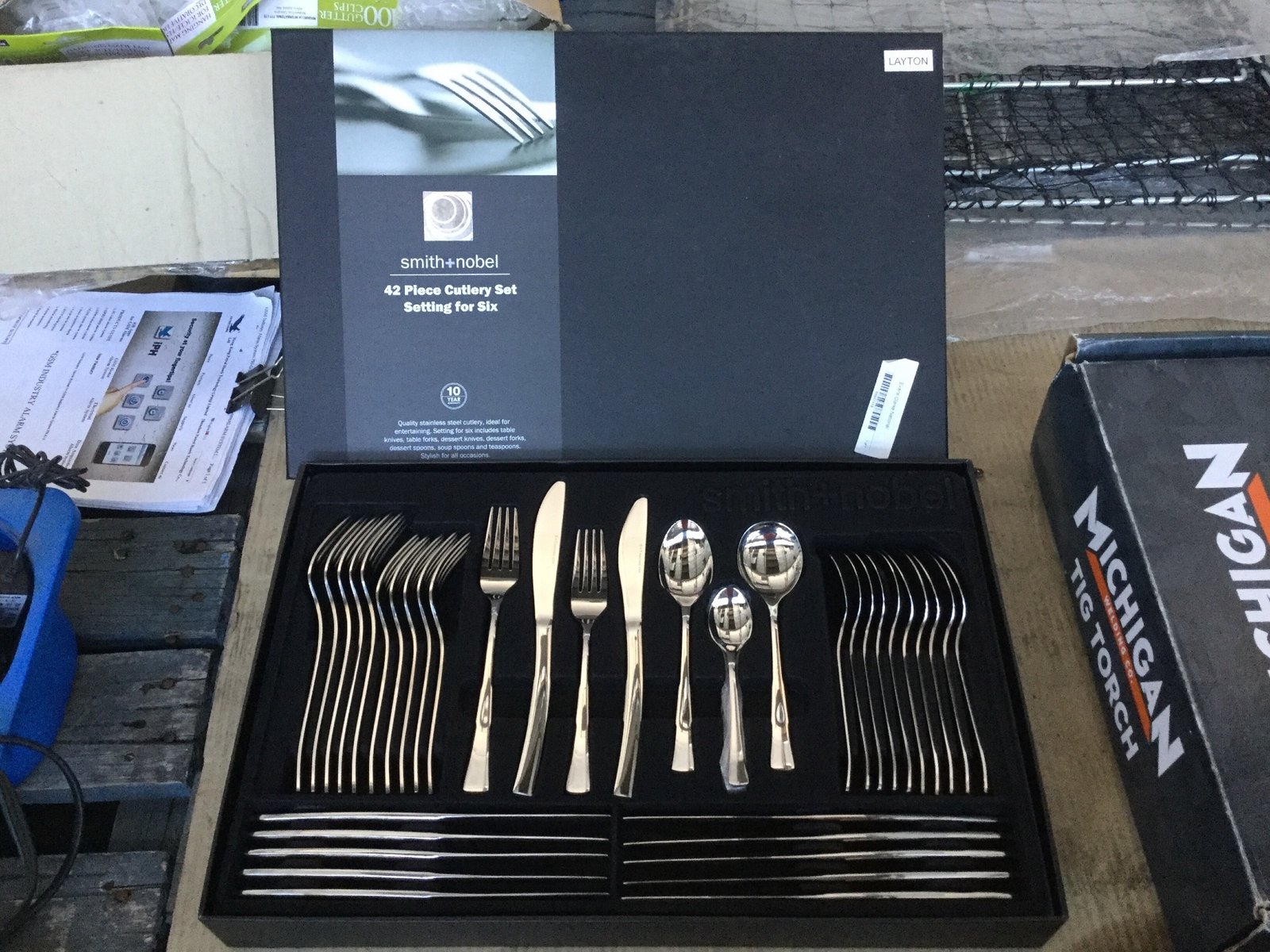 Smith & Nobel 42pc Cutlery Set