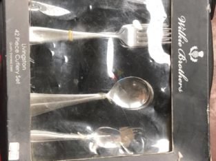 Willie Brothers 42 Pieces complete Cutlery Set