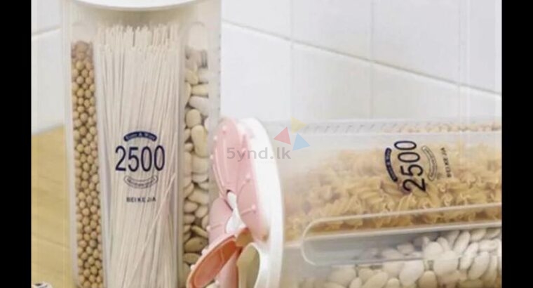 ROATATING DRY FOOD CONTAINER