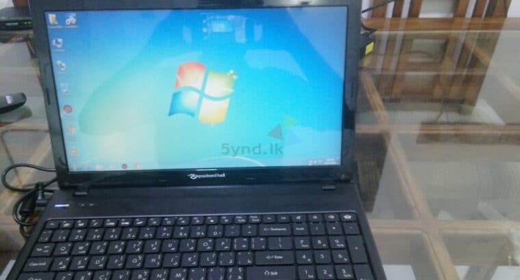 Packard Bell i3