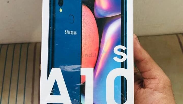 samsung galaxy a10 on flipkart