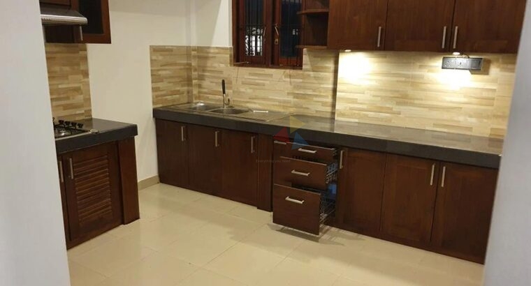 Newly Built Upstair House For Rent in Borelesgamuwa
