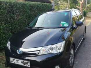 Toyota Fielder 2014