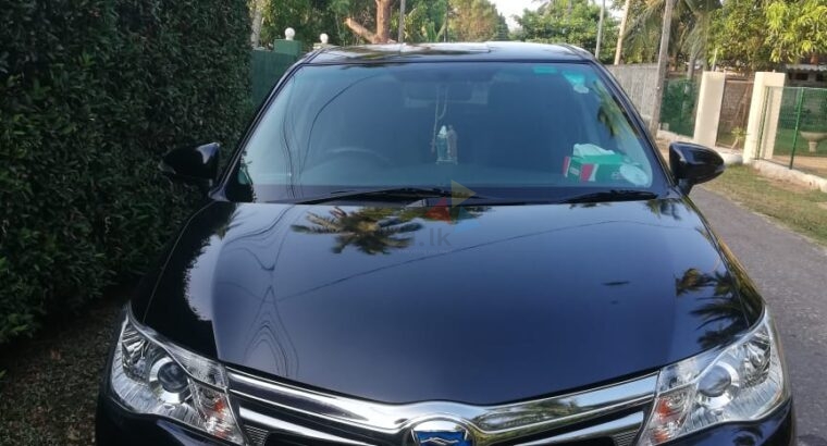 Toyota Fielder 2014