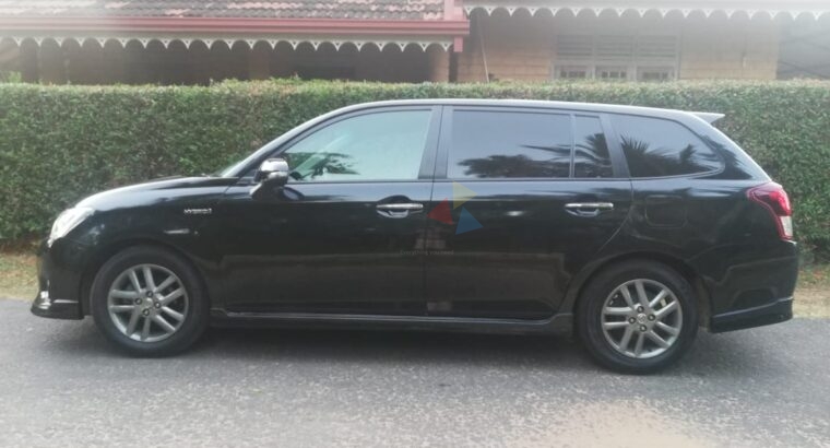 Toyota Fielder 2014