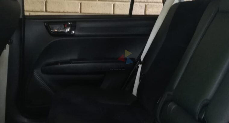 Toyota Fielder 2014
