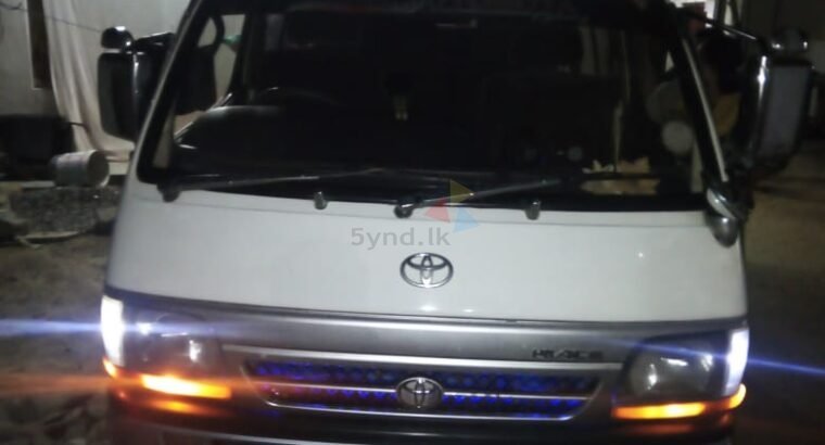 Toyota Dolphin 102 Van For Sale in Kalmunai