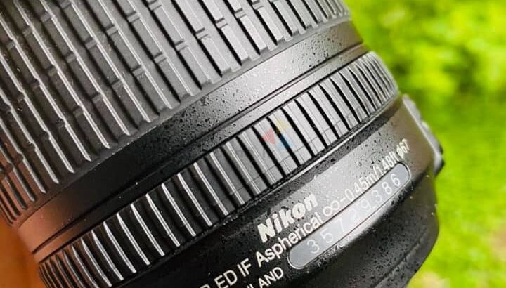 NIKON 18-105mm LENS DX VR