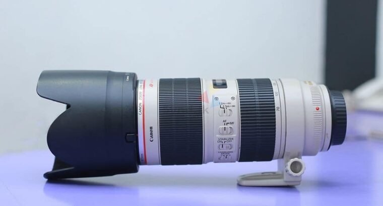 CANON 70-200mm LENS f/2.8 IS2 USM