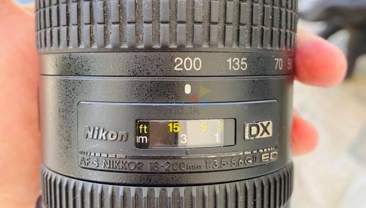 NIKON 18-200mm LENS DX VR2 f3.5-5.6