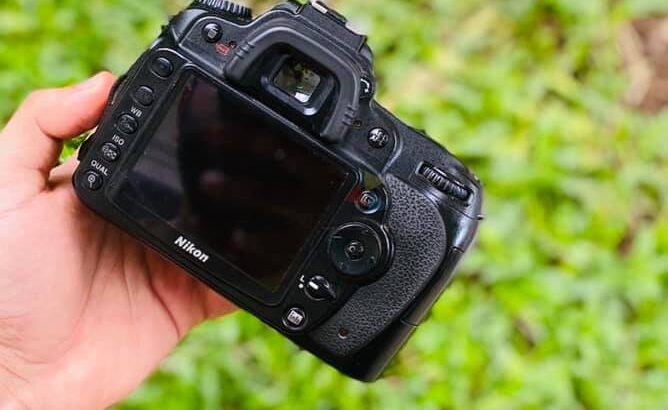 NIKON D90