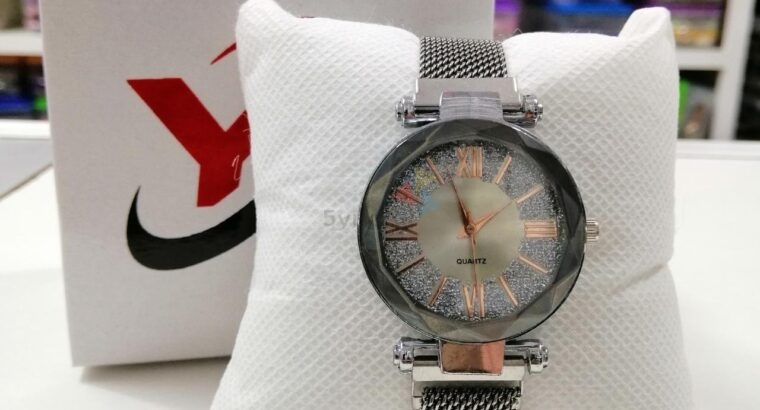 Ladies Magnet Watch With Box New Collection