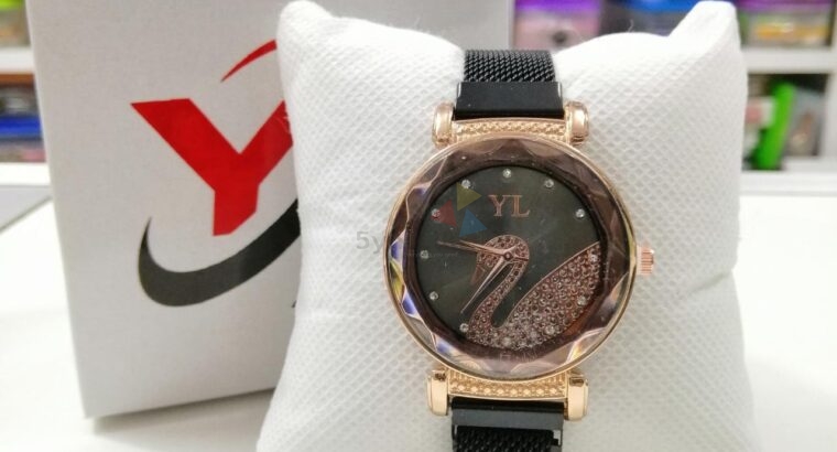 Ladies Magnet Watch With Box New Collection