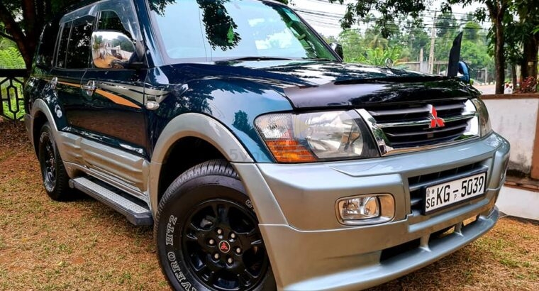 MITSUBISHI MONTERO