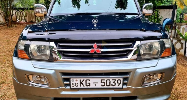 MITSUBISHI MONTERO