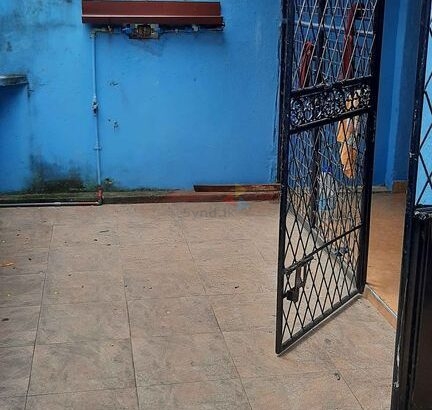 House for Rent Maligawatte N.H.S Flats