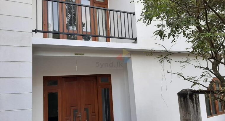 RENT A HOUSE- Horethuduwa