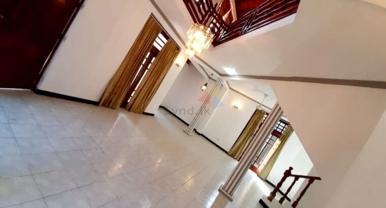 Luxury House For Sale – Balagala Road, Wattala