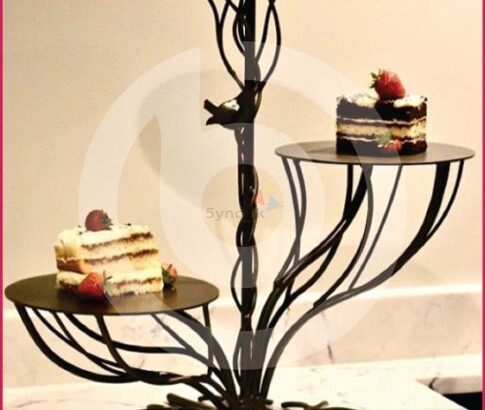 Party Cake Holder