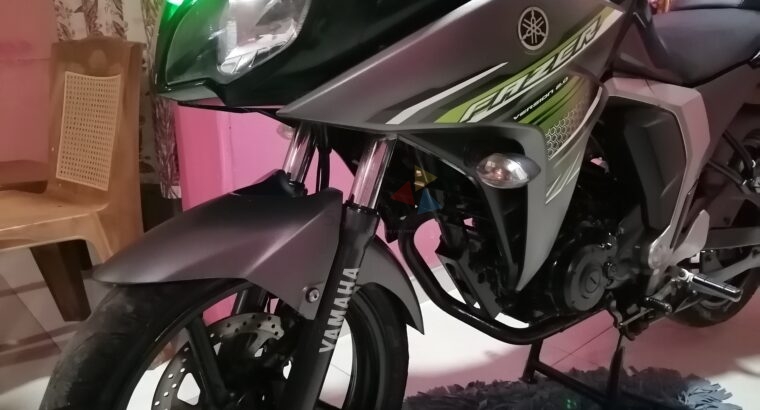 Yamaha Fazer 2016