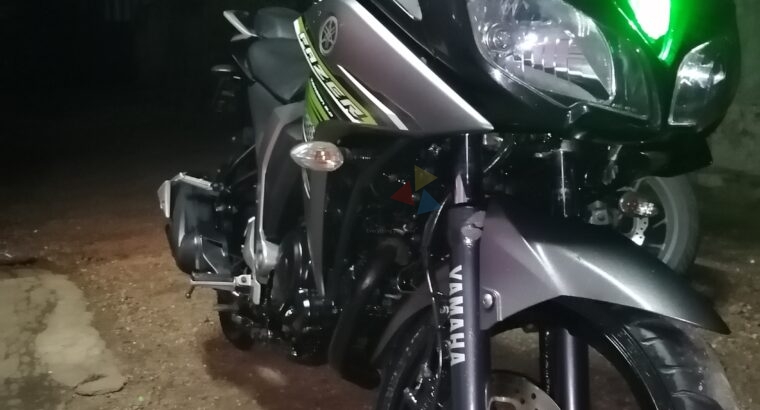 Yamaha Fazer 2016