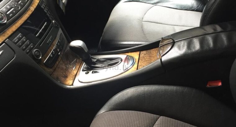 Mercedes Benz E200 Kompressor