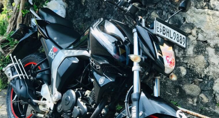 Yamaha FZ Black 2018