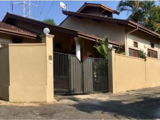 House For Sale-Kelsey Aggona