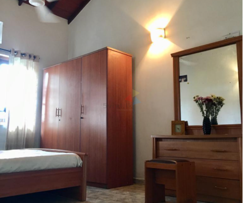 House For Sale-Kelsey Aggona