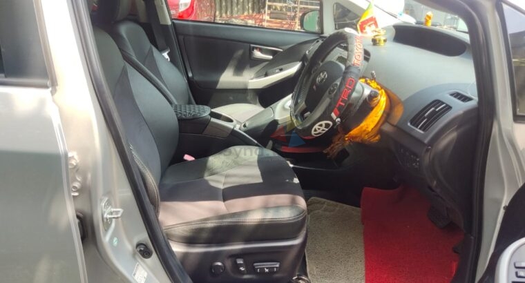 Toyota Prius G Touring 2013