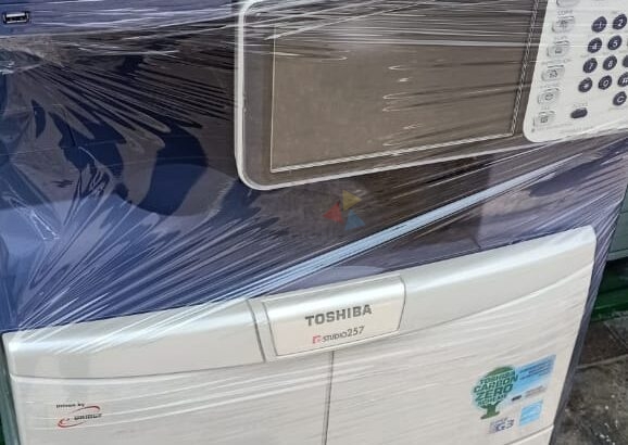 TOSHIBA E-257