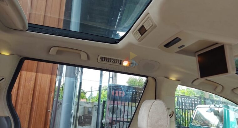 Toyota Alphard Van 2007