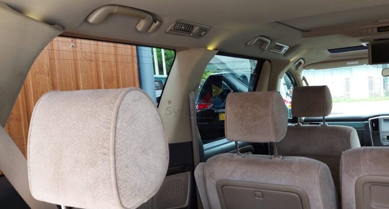 Toyota Alphard Van 2007