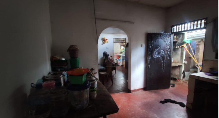 Land With A House For Sale In Kottawa