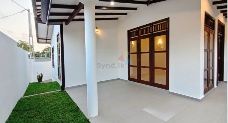 Brand New House For Sale In Athurugiriya
