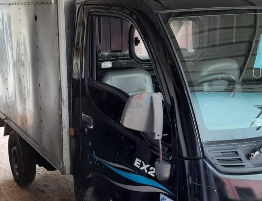 Tata Dimo Batta Ex2 2014