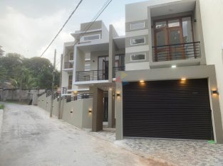 Luxury House For Sale In Kandy