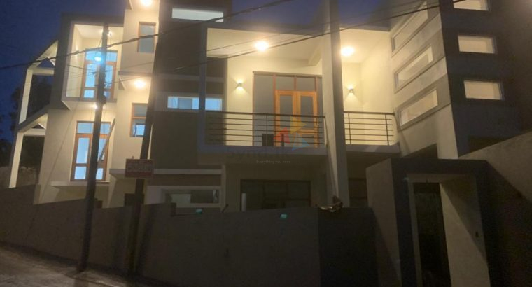 Luxury House For Sale In Kandy