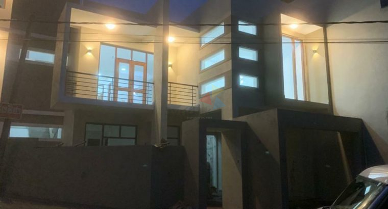 Luxury House For Sale In Kandy