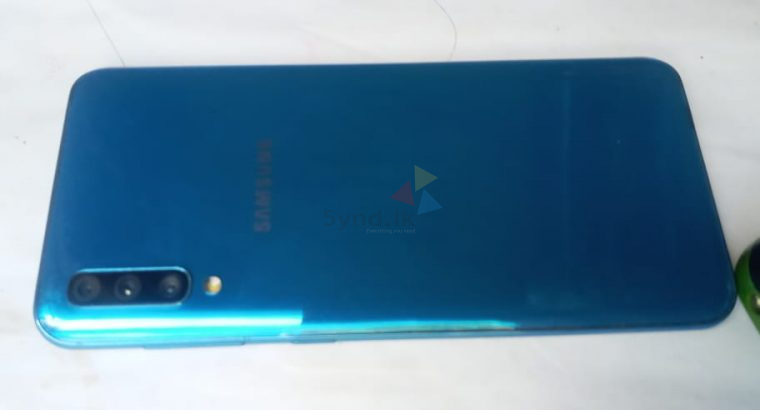 Samsung Galaxy A50 64GB Used