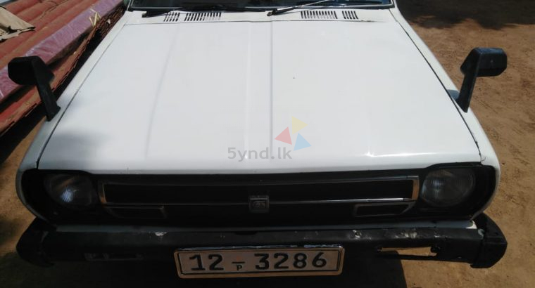 Nissan Dutsun Whait 1989