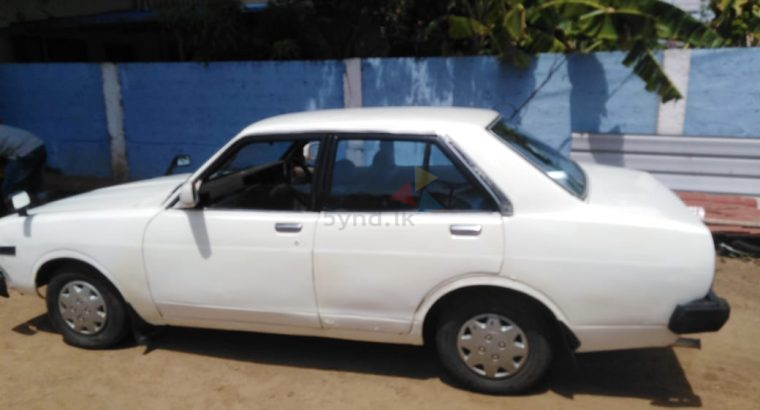 Nissan Dutsun Whait 1989