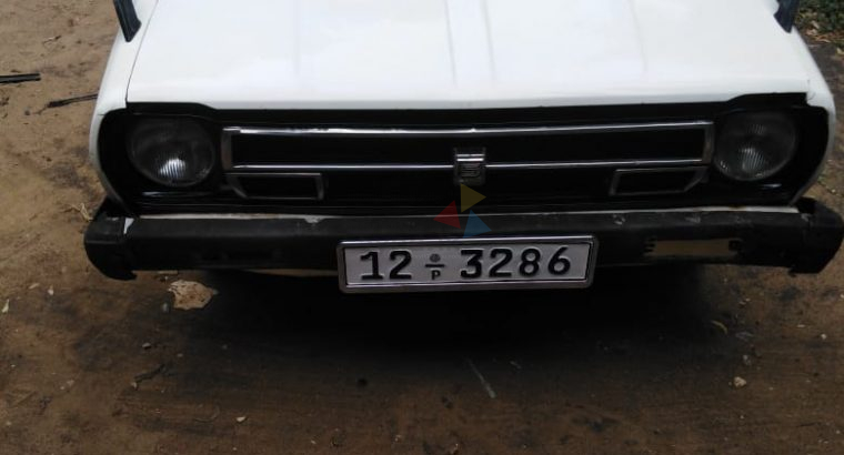 Nissan Dutsun Whait 1989