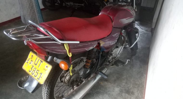 Bajaj CT100 2008