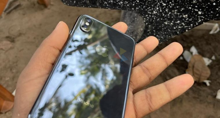 Apple iPhone X 64GB Used