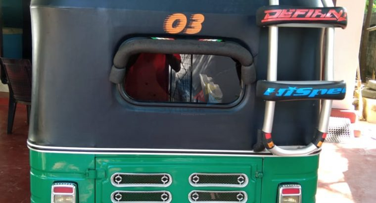 Bajaj RE Three wheeler 2016
