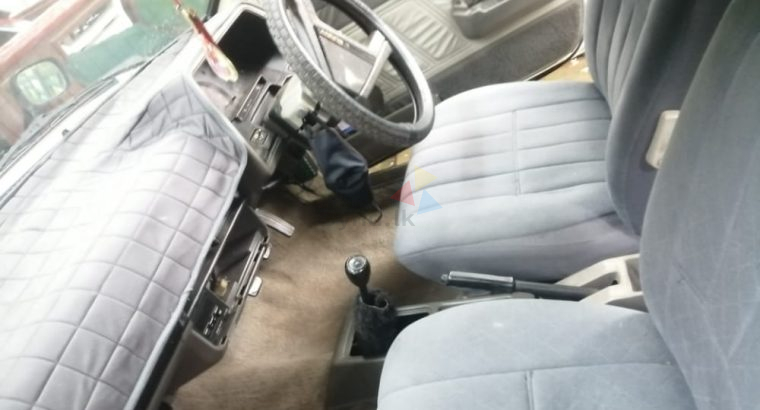 Nissan Sunny 1983