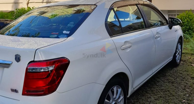 Toyota Axio 2016