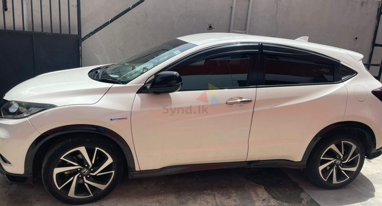 Honda Vezel Hybrid RS 2017