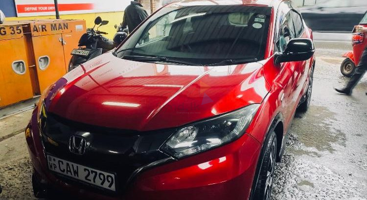 Honda Vezel RS Sensing 2017